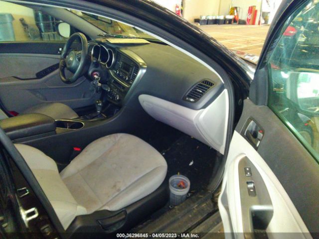 KNAGM4A7XF5629666 KIA Optima Lx