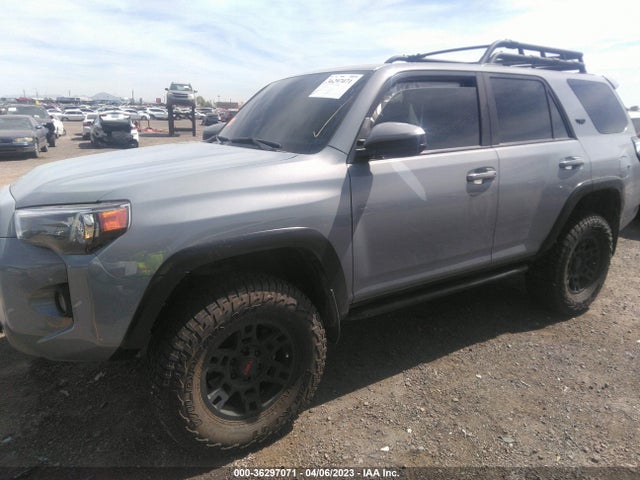 Toyota 4RUNNER SR5 2021 JTEBU5JR0M5845166 Image 2