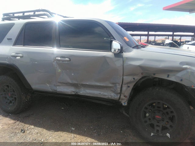 Toyota 4RUNNER SR5 2021 JTEBU5JR0M5845166 Image 6