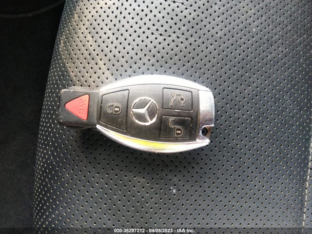 36297212 :رقم المزاد ، WDDKJ7CB2BF070035 vin ، 2011 Mercedes-benz E-class E 550 مزاد بيع