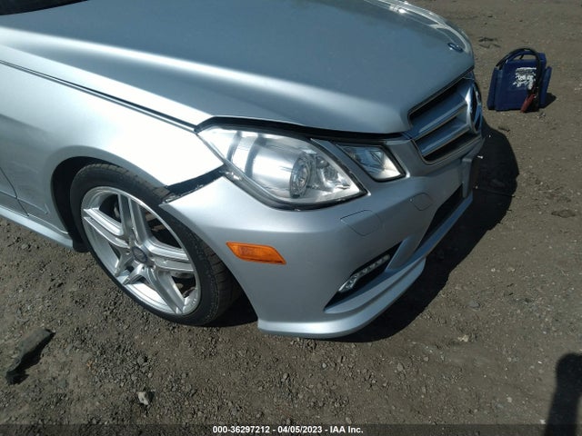 36297212 :رقم المزاد ، WDDKJ7CB2BF070035 vin ، 2011 Mercedes-benz E-class E 550 مزاد بيع