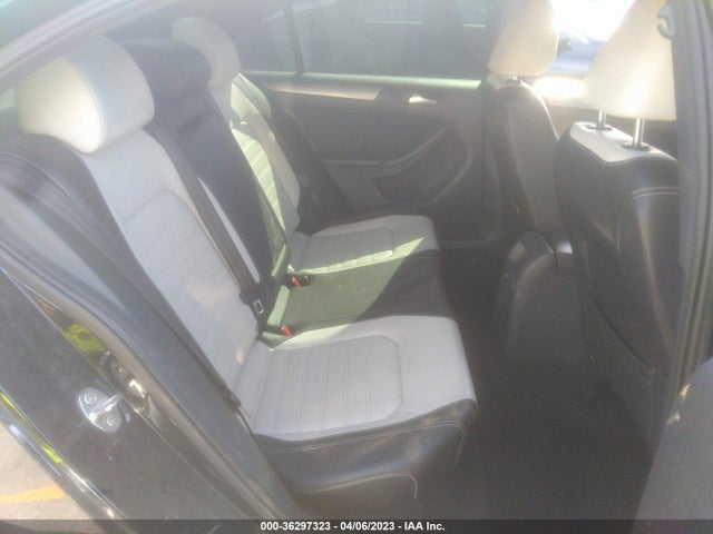 3VWD17AJ5GM307523 Volkswagen Jetta Sedan 1.8t Sport
