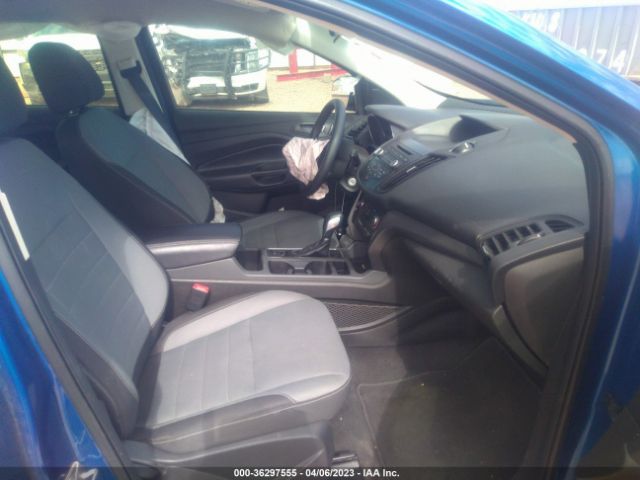 1FMCU0F7XHUC90284 Ford ESCAPE S