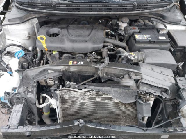 3KPA24AB0JE061640 KIA RIO LX