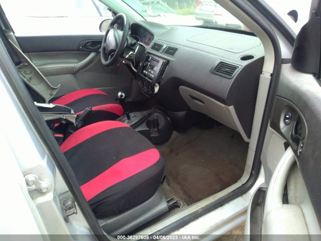 2006 FORD FOCUS S/SE/SES VIN: 1FAFP34N56W161713
