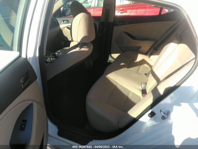 KNAGM4A70F5661445 KIA Optima Lx