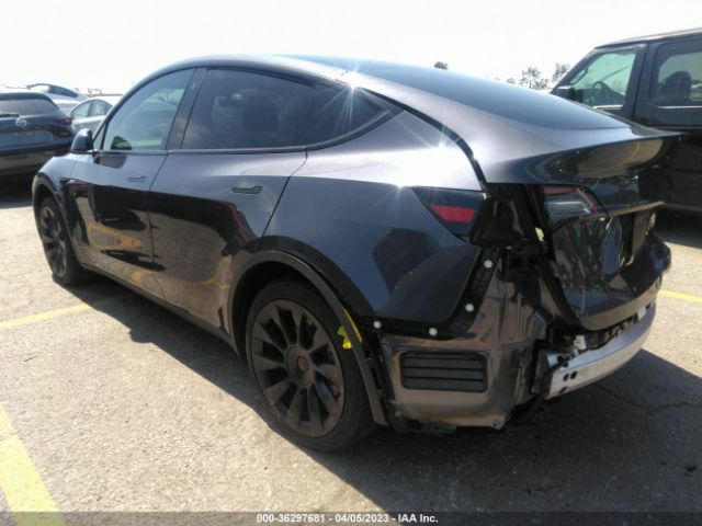 7SAYGDEE0NF492616 Tesla Model Y Long Range