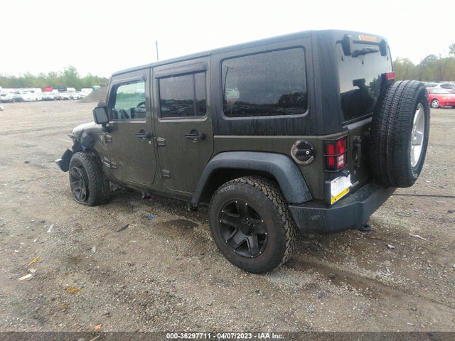 1C4BJWDG9FL649643 Jeep Wrangler Unlimited Sport