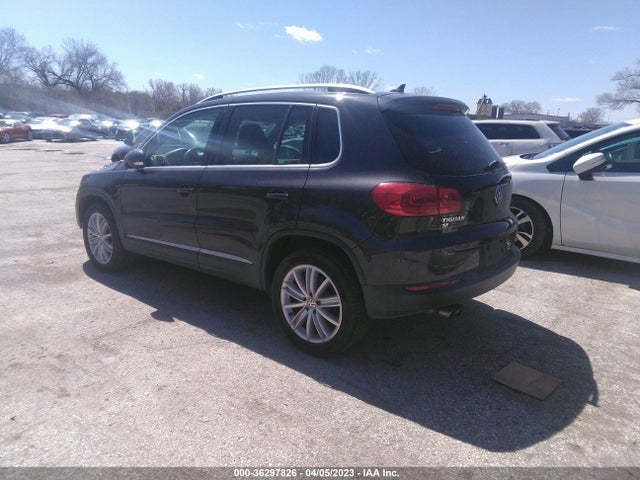 WVGAV7AX3GW588764 Volkswagen TIGUAN SE