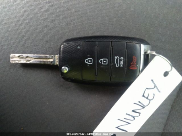 KNAGM4A70F5553455 KIA Optima Lx
