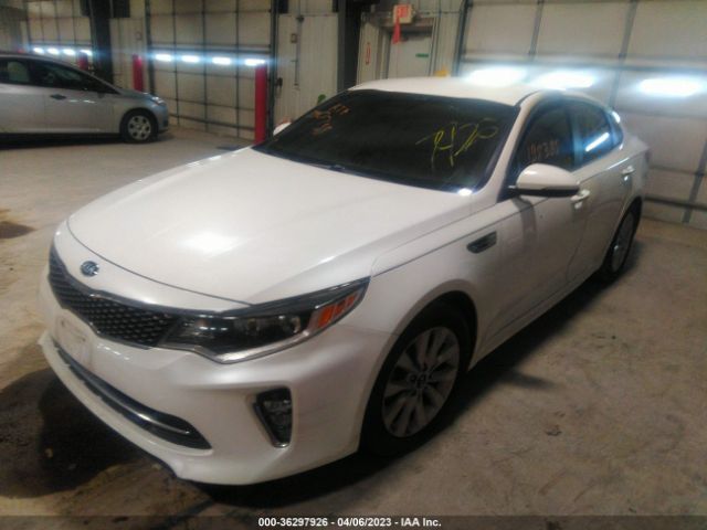 5XXGT4L33JG188385 KIA Optima S
