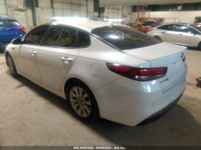 5XXGT4L33JG188385 KIA Optima S