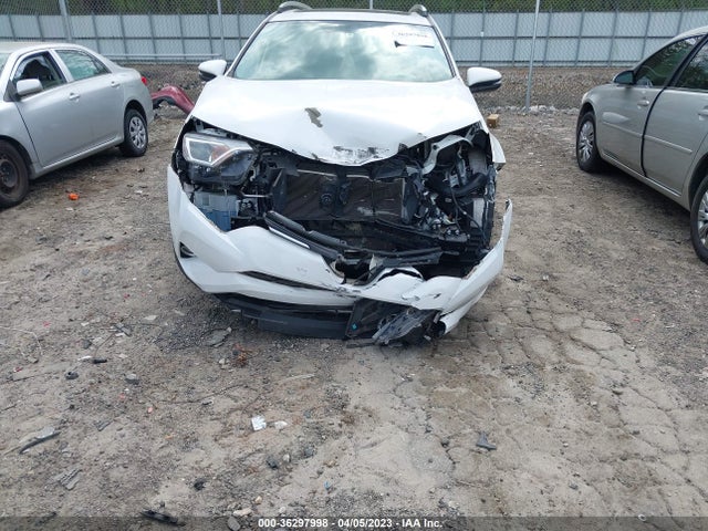 2016 TOYOTA RAV4 XLE VIN: 2T3WFREV0GW309829