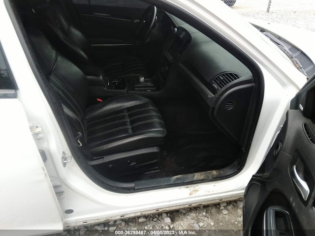 2C3CCABG3JH227401 Chrysler 300 300s