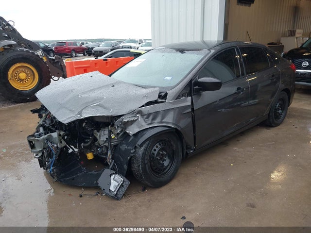 Ford FOCUS S 2015 1FADP3E24FL368381 Image 2