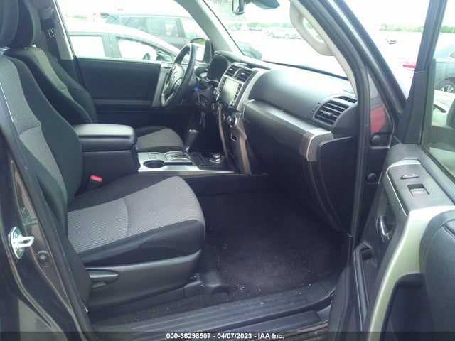 Toyota 4RUNNER SR5 2021 JTEMU5JR0M5882890 Image 5
