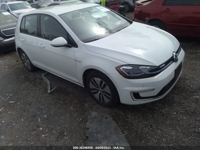 2018 Volkswagen Golf, VIN: WVWPR7AU7JW912721