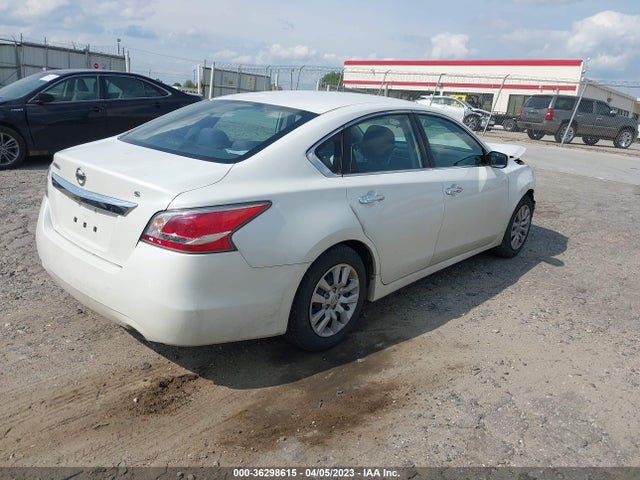 2015 NISSAN ALTIMA 2.5 S VIN: 1N4AL3AP4FN339855