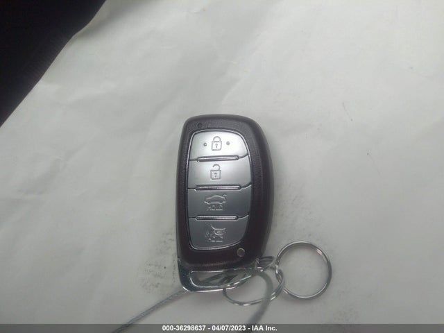 2020 HYUNDAI ELANTRA VALUE EDITION VIN: 5NPD84LF6LH591525