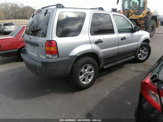 2005 FORD ESCAPE XLT VIN: 1FMCU93155KC43241