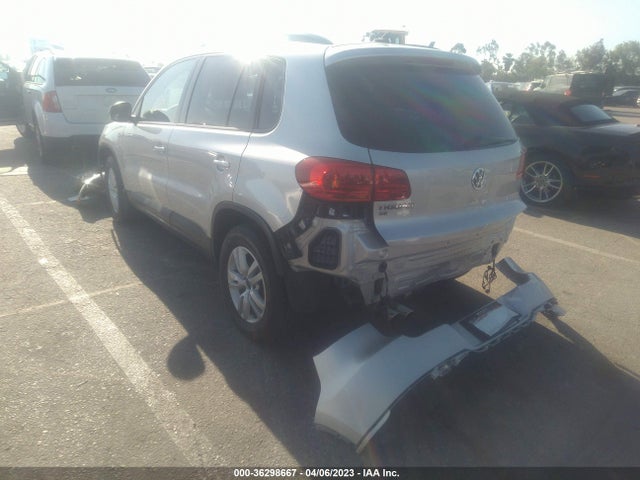 WVGAV7AX6HK016130 Volkswagen TIGUAN
