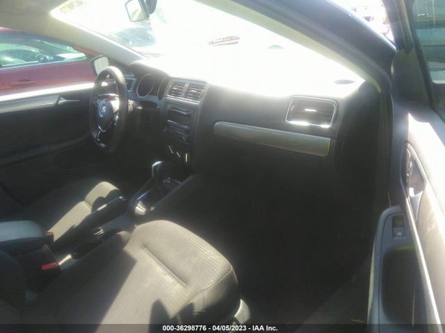 3VWD07AJ4FM302914 Volkswagen Jetta Sedan 1.8t Se