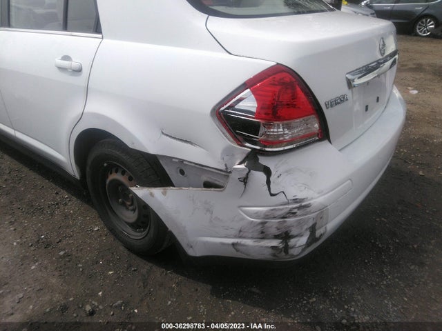 2008 NISSAN VERSA 1.8 S VIN: 3N1BC11E98L403718