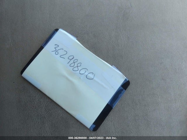Tesla Model Y Long Range 2021 5YJYGDEE4MF273671 Image 3