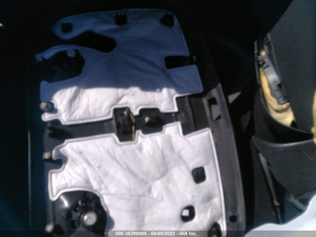Tesla Model Y Long Range 2021 5YJYGDEE4MF273671 Image 4