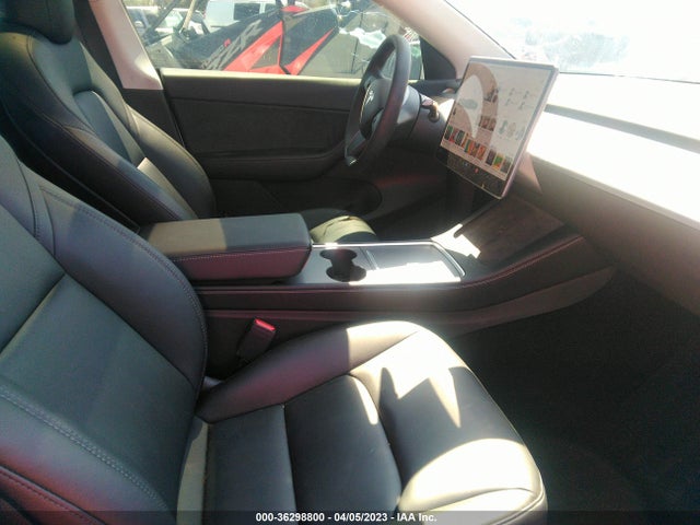 Tesla Model Y Long Range 2021 5YJYGDEE4MF273671 Image 7