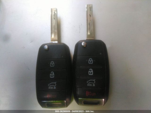 5XYPG4A30LG689952 KIA SORENTO LX