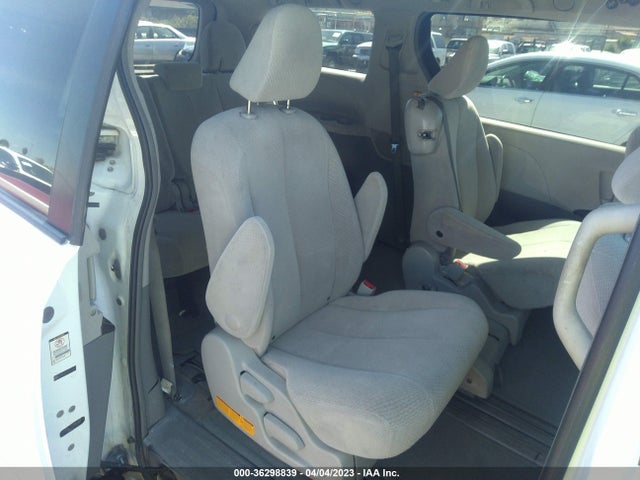 36298839 :رقم المزاد ، 5TDKA3DC1CS014910 vin ، 2012 Toyota Sienna مزاد بيع