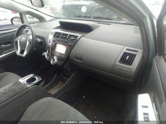 Toyota Prius V Two/three/five 2014 JTDZN3EU5E3299481 Image 5