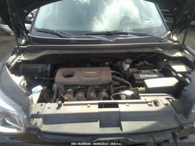 KNDJN2A28H7434784 KIA Soul Base