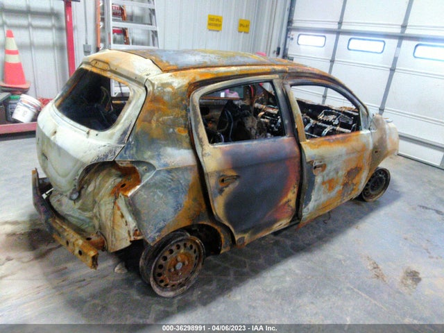 ML32A3HJ9JH009337 Mitsubishi MIRAGE ES