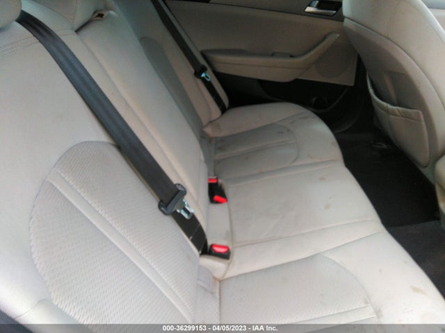 2015 HYUNDAI SONATA 2.4L SE VIN: 5NPE24AFXFH039815