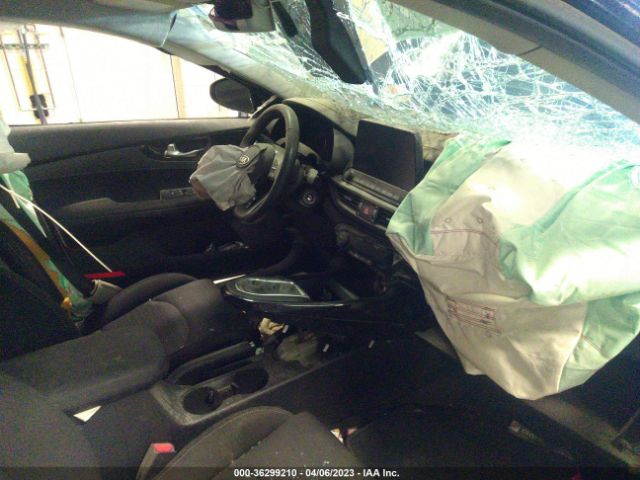 3KPF34AD1KE014994 KIA FORTE S