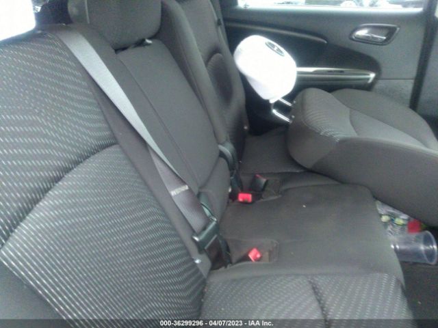 3C4PDCBG5JT242429 Dodge Journey Sxt