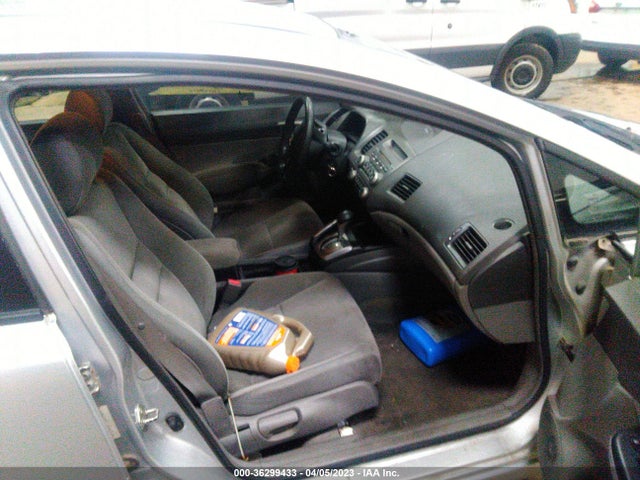 2008 HONDA CIVIC SDN LX VIN: 1HGFA16528L049938
