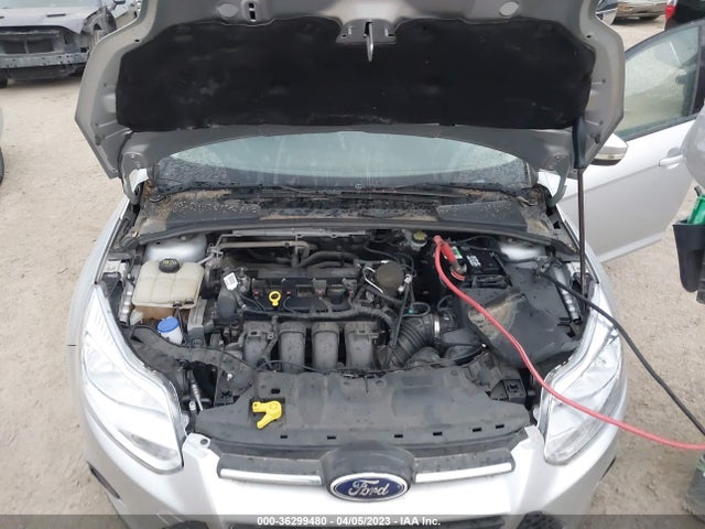 Ford FOCUS SE 2014 1FADP3F21EL440442 Image 10