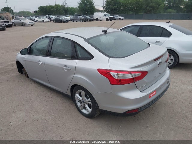 Ford FOCUS SE 2014 1FADP3F21EL440442 Image 3