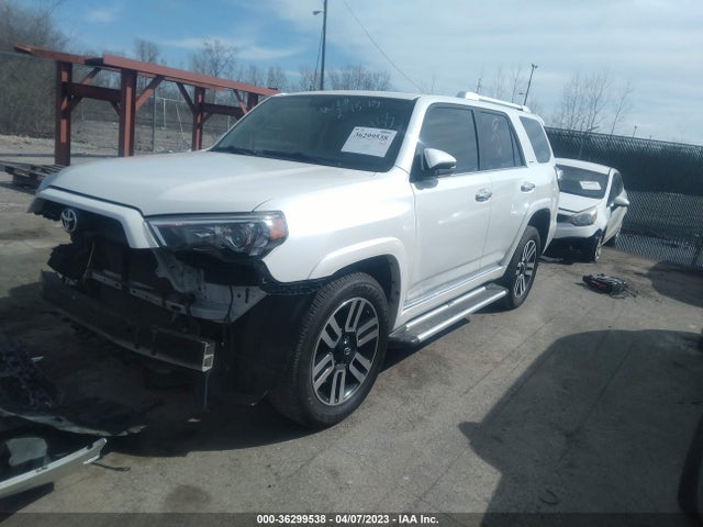 Toyota 4runner Limited 2014 JTEBU5JR2E5180661 Image 2
