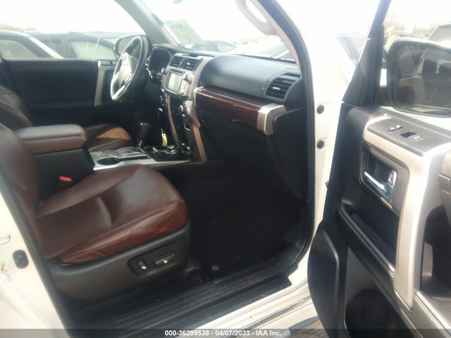 Toyota 4runner Limited 2014 JTEBU5JR2E5180661 Image 5