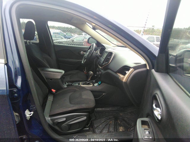 1C4PJMCBXFW650167 Jeep Cherokee Latitude