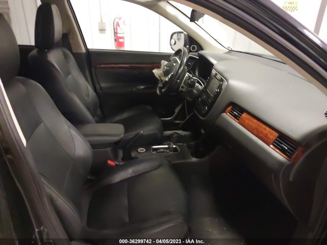 JA4JZ4AX3EZ002657 Mitsubishi OUTLANDER GT