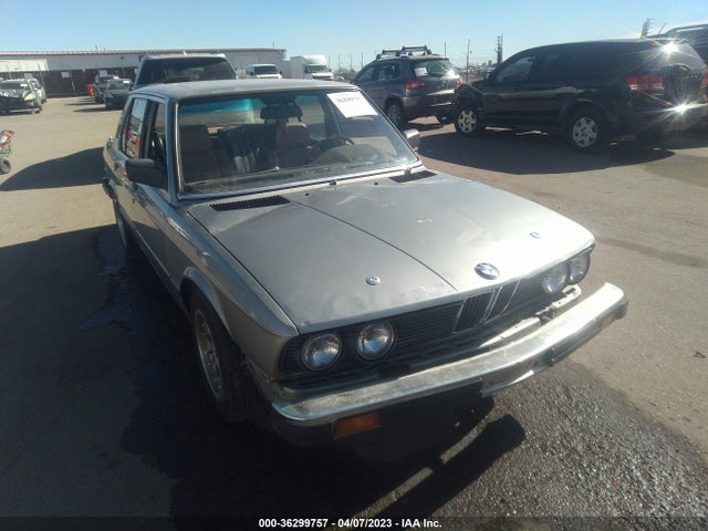 1982 BMW 528 E VIN: WBADK730XC7951038