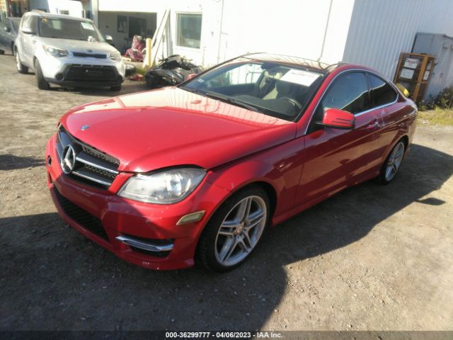 WDDGJ4HBXFG440239 Mercedes-Benz C-class C 250