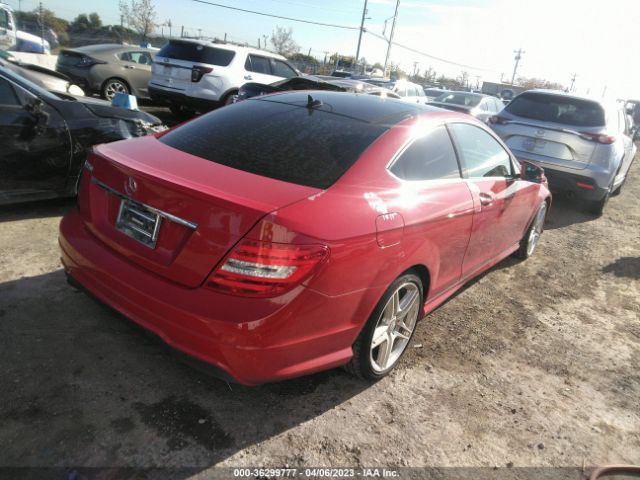 WDDGJ4HBXFG440239 Mercedes-Benz C-class C 250