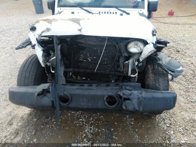 1C4AJWAG1EL160863 Jeep Wrangler Sport