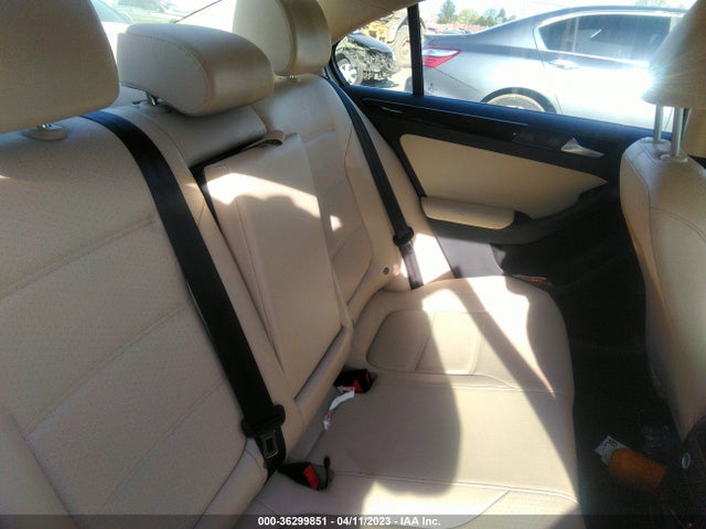 3VWL17AJ8HM282176 Volkswagen Jetta 1.8t Sel